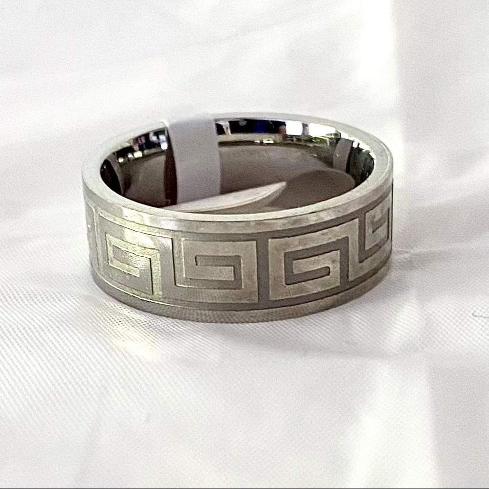 NEW!! Greek Key Ring Stainless Steel Laser Etched Size: 12 Comfort Fit